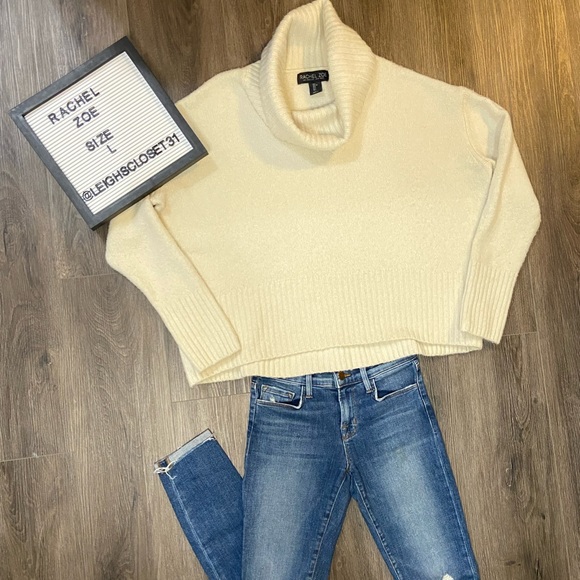 Rachel Zoe Sweaters - RACHEL ZOE CREAM SWEATER SIZE LARGE